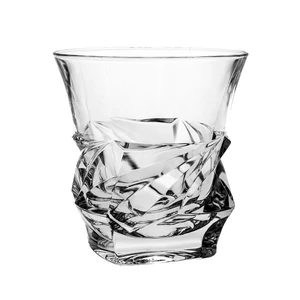 Modern, egyedi mintájú kristály whiskys pohár.