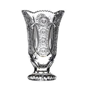 Kézzel csiszolt kristály váza